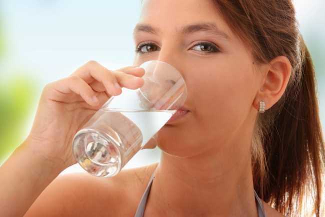 ¿Cuantos vasos de agua tomar todos los Dias?